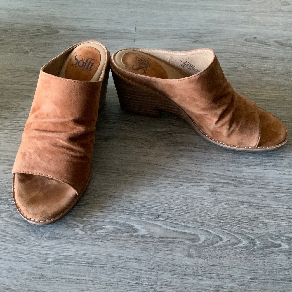 Women’s Sofft Strathmore Heel.